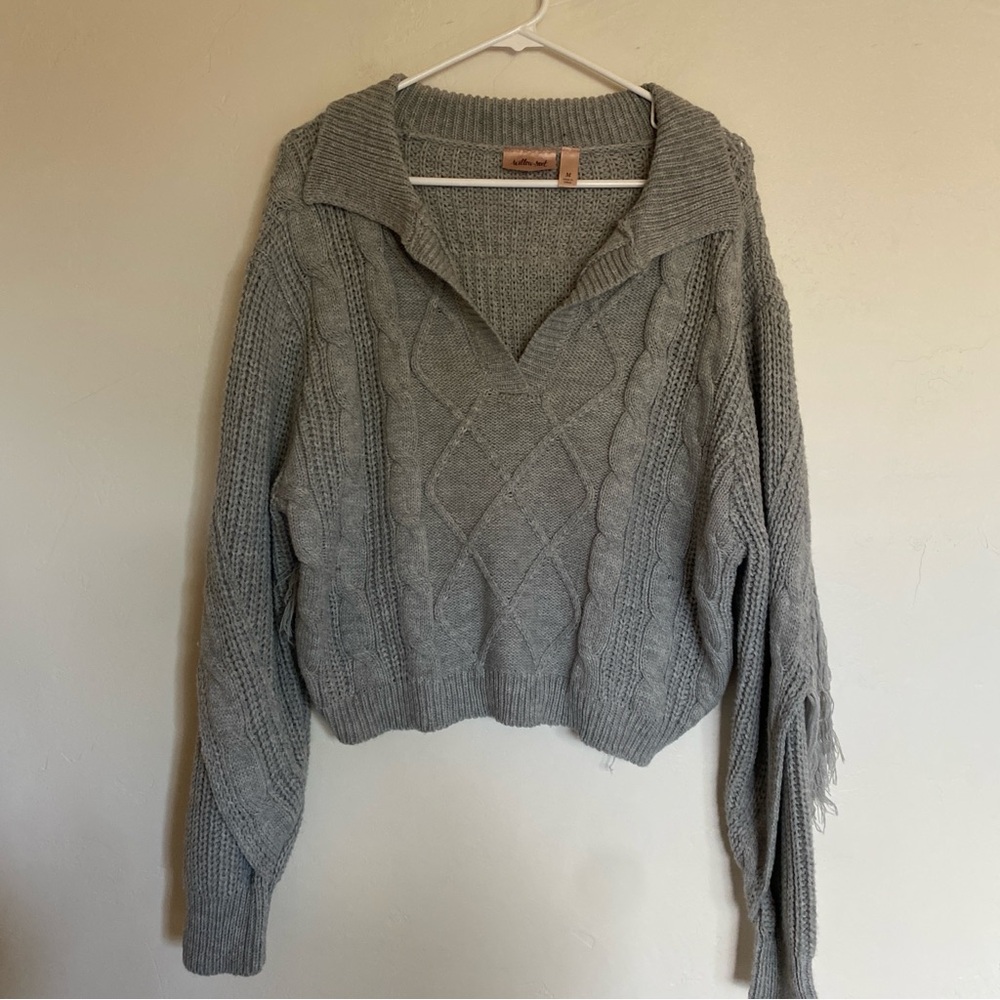 Gray Cable Knit Sweater size M